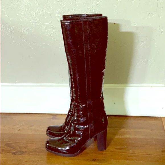 Black patent leather Prada boots - Picture 1 of 4